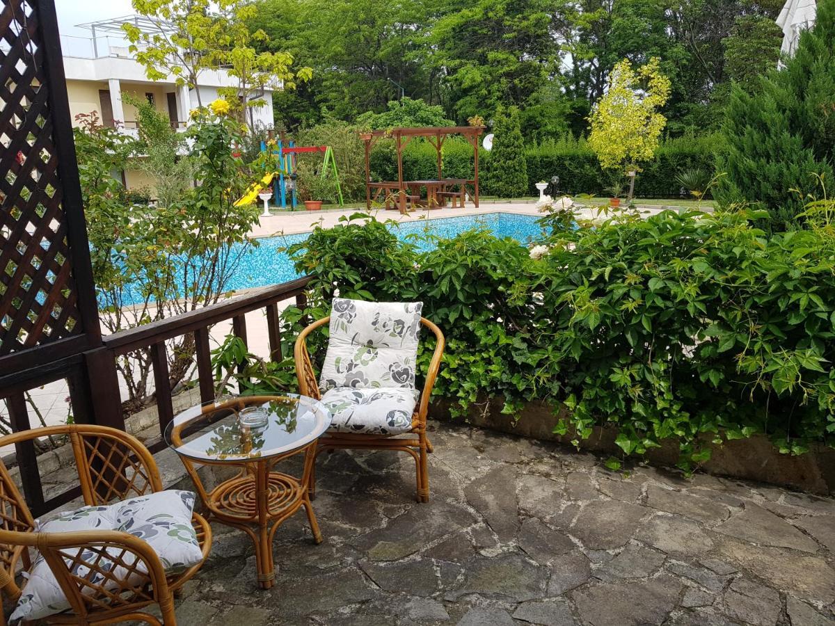 Aparthouse Paradise Bay Apartment Sozopol Exterior photo