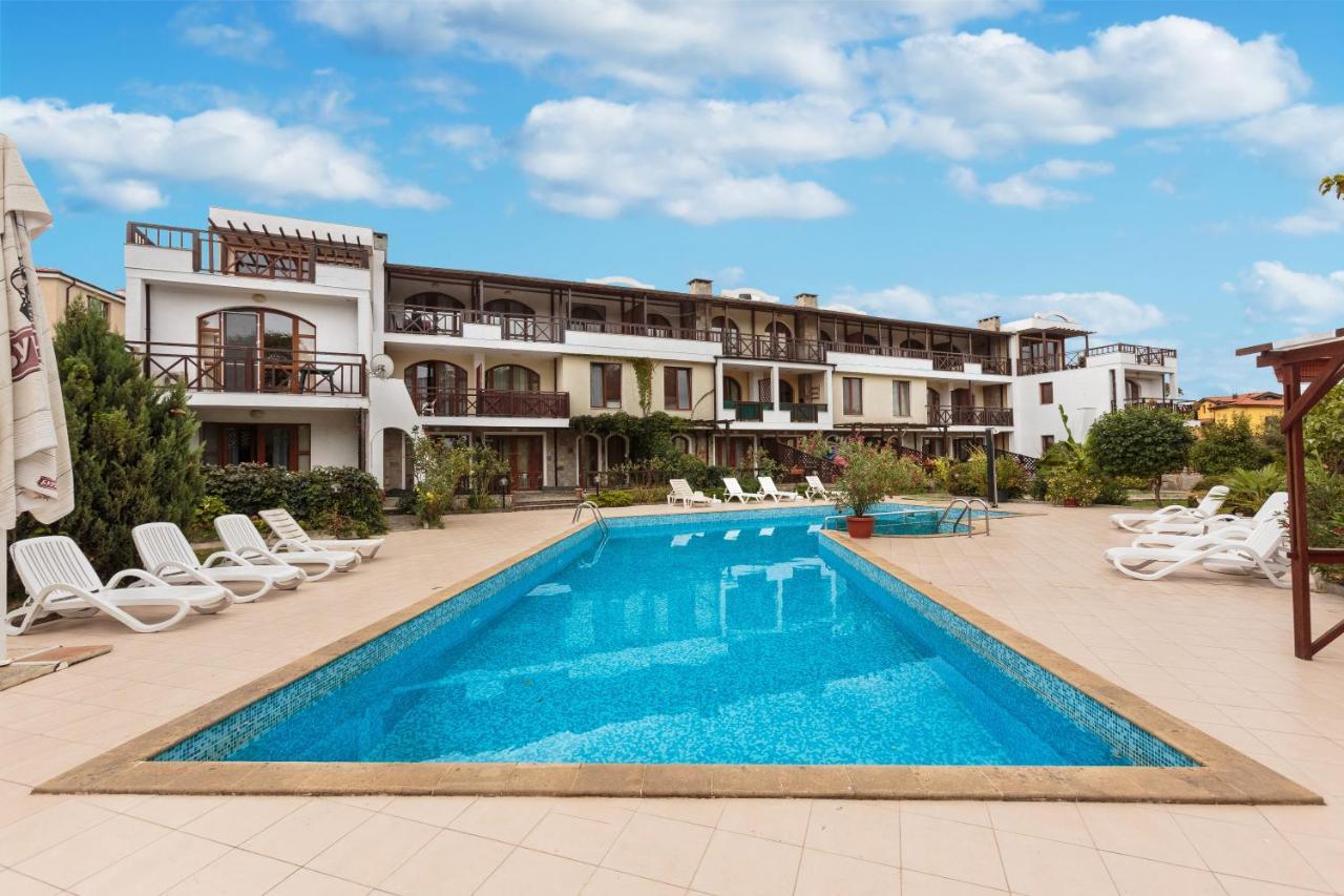 Aparthouse Paradise Bay Apartment Sozopol Exterior photo