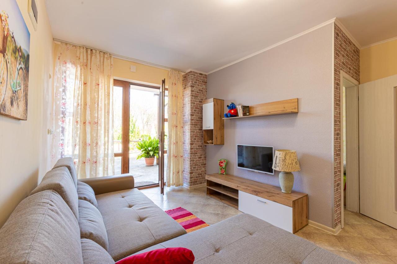Aparthouse Paradise Bay Sozopol Exterior photo