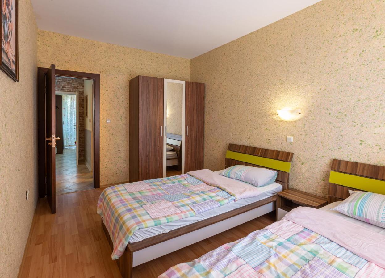 Aparthouse Paradise Bay Sozopol Exterior photo