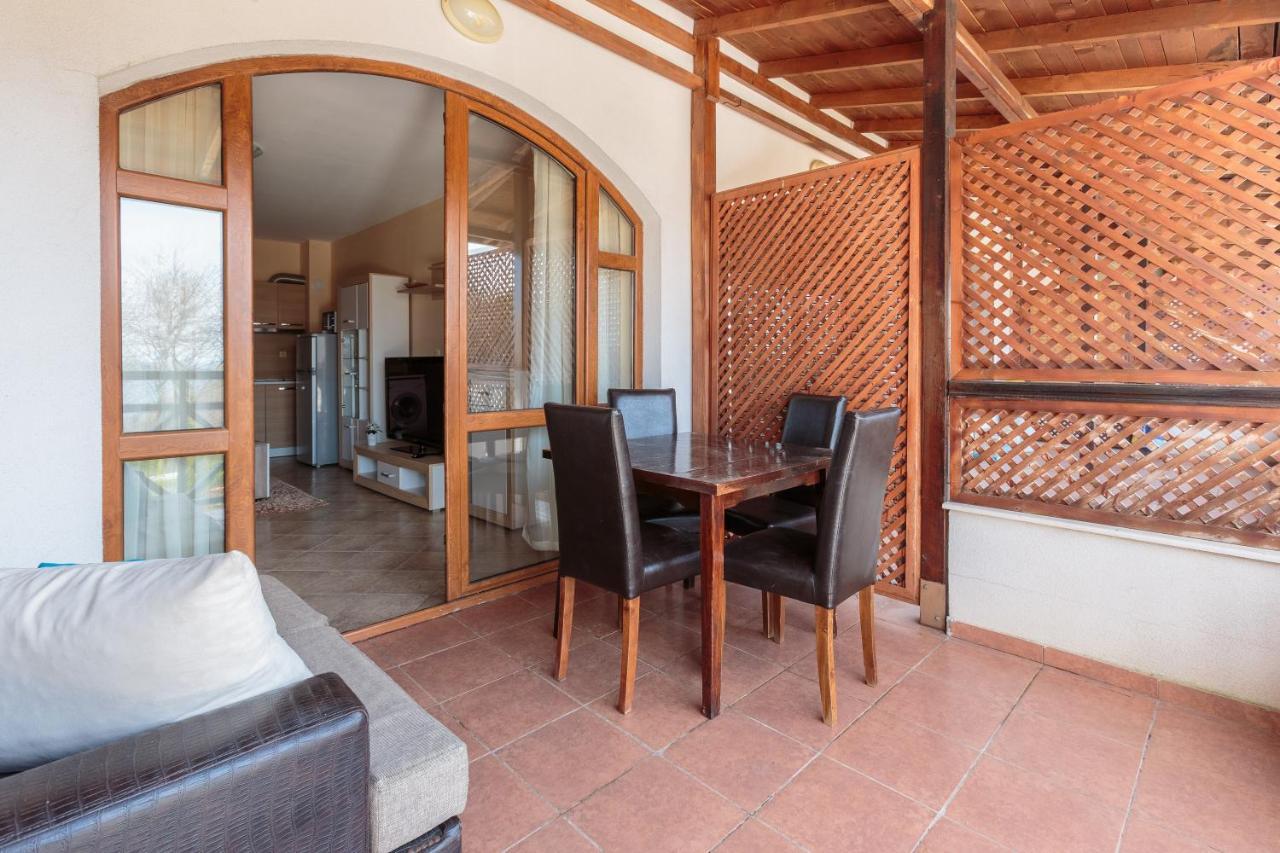 Aparthouse Paradise Bay Sozopol Exterior photo