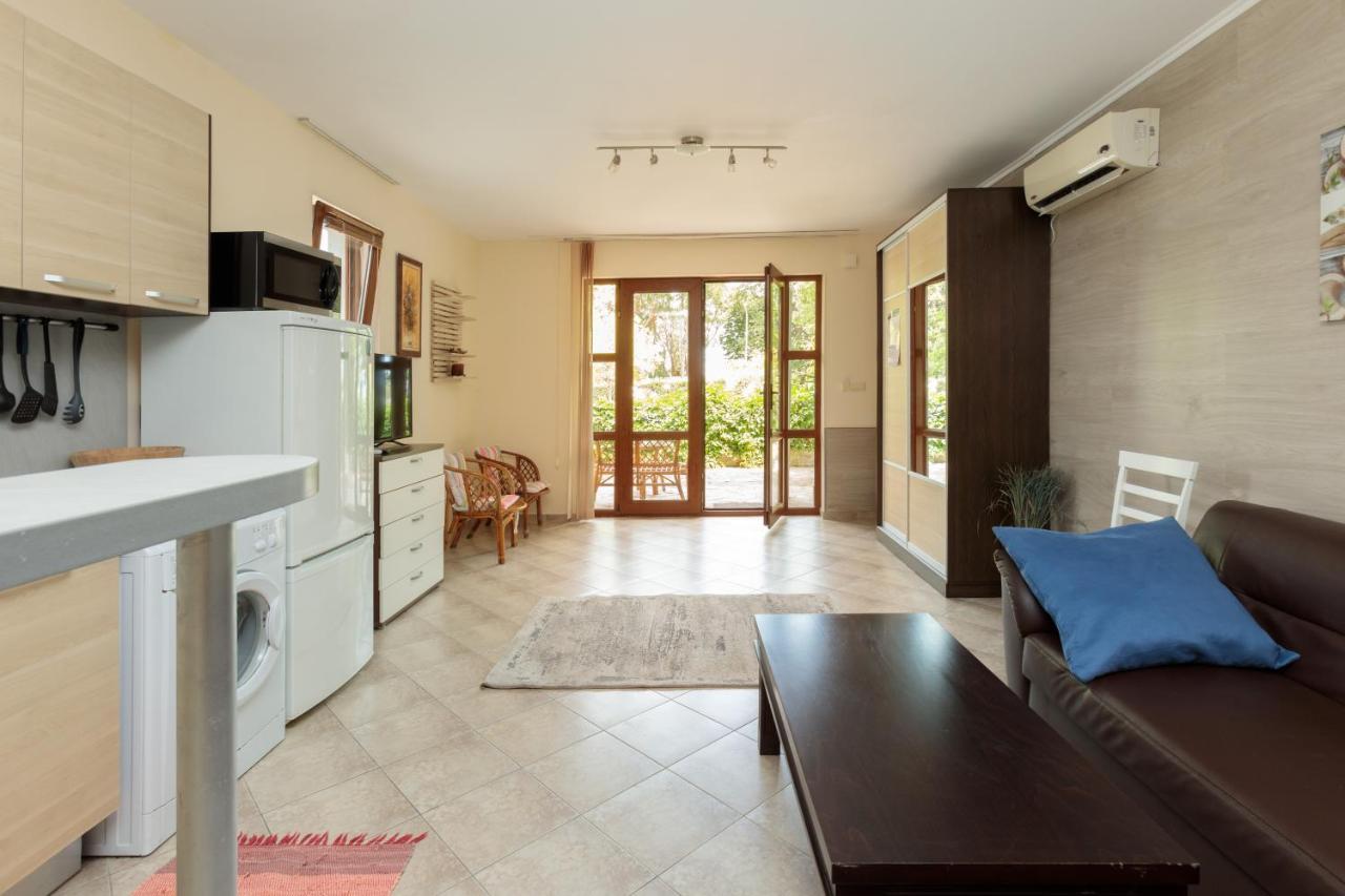 Aparthouse Paradise Bay Sozopol Exterior photo
